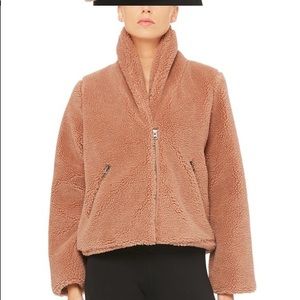 Alo cozy up Sherpa jacket